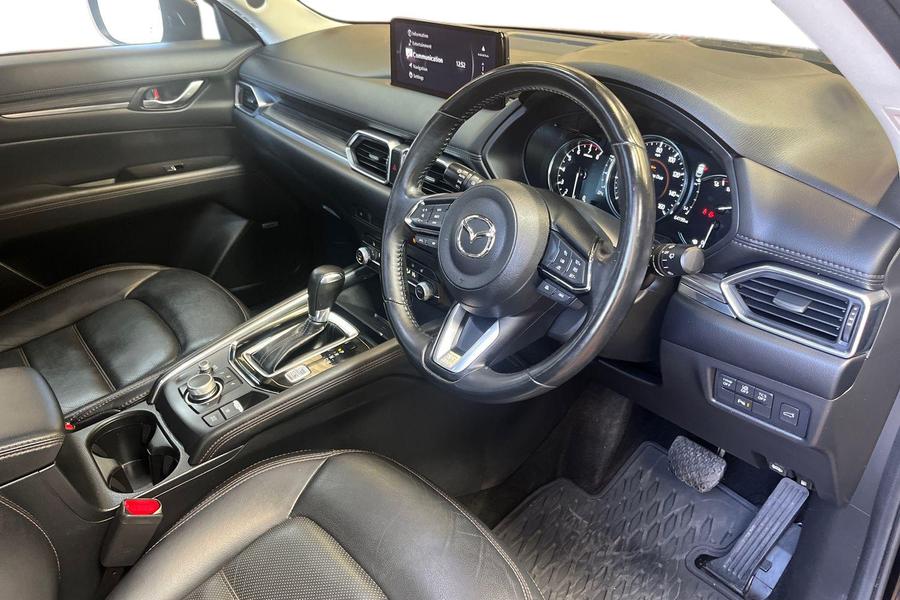 Mazda CX-5 Photo autoimg-f42c76dd3f1bc19477c831831d70ceabc74f2552.jpg