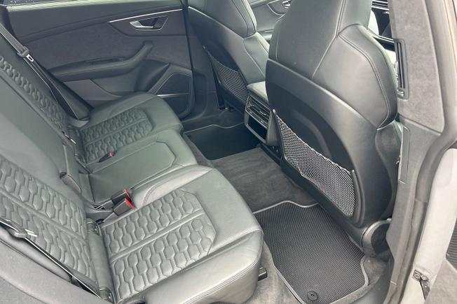 AUDI Rsq8 Photo 45