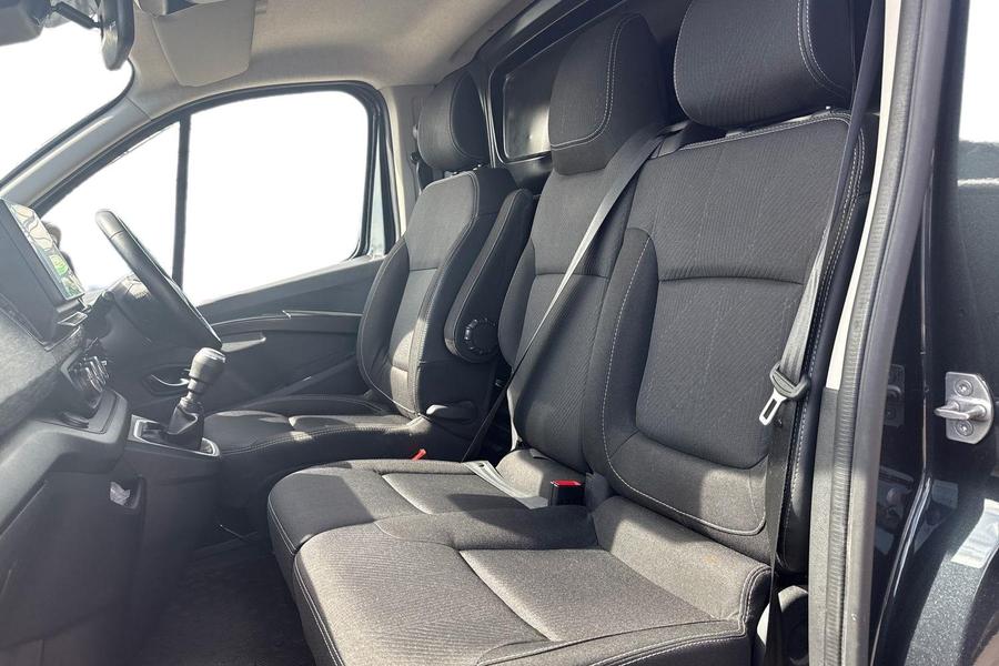 Renault TRAFIC Photo autoimg-f43457fedbf42f8dadc12eeb57aa5e073e1dd028.jpg