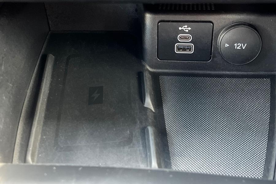 Ford Kuga Photo autoimg-f43719bcb2d81cf5a6099248adc7103716de9baf.jpg