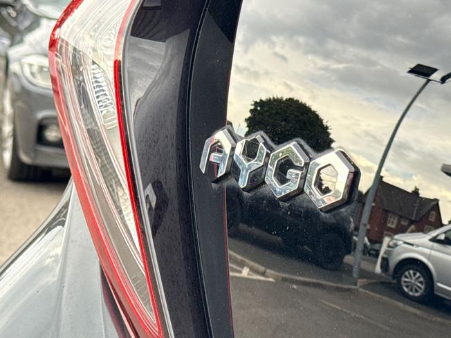 TOYOTA Aygo Photo 32