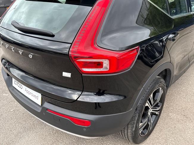 VOLVO Xc40 Photo 18