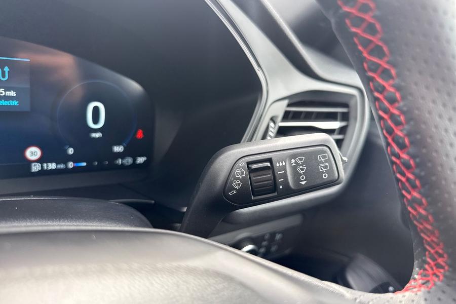 Ford KUGA Photo autoimg-f43f3497bdec1f4c0bedc01aa7493fcdcc29abee.jpg