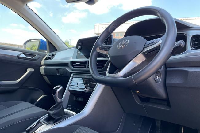 VOLKSWAGEN T-Roc Photo 35