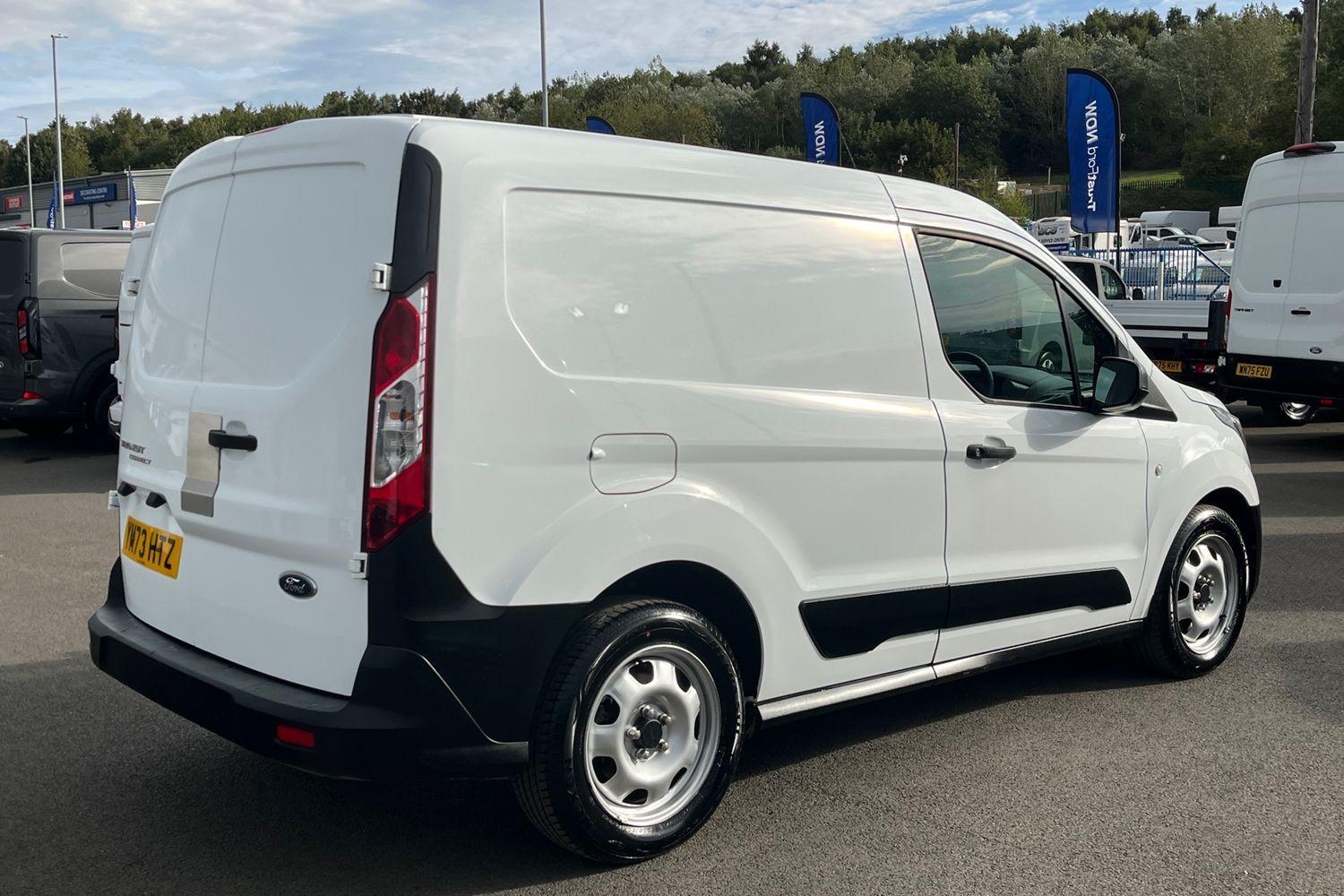 Ford TRANSIT CONNECT Photo 34