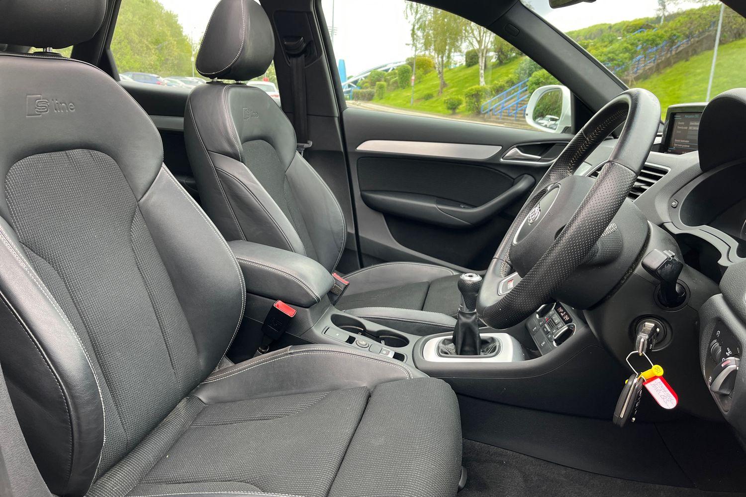 Audi Q3 Photo 16