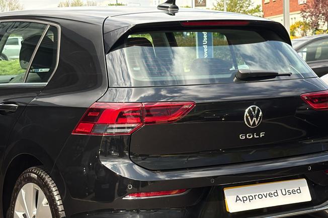 VOLKSWAGEN Golf Photo 50
