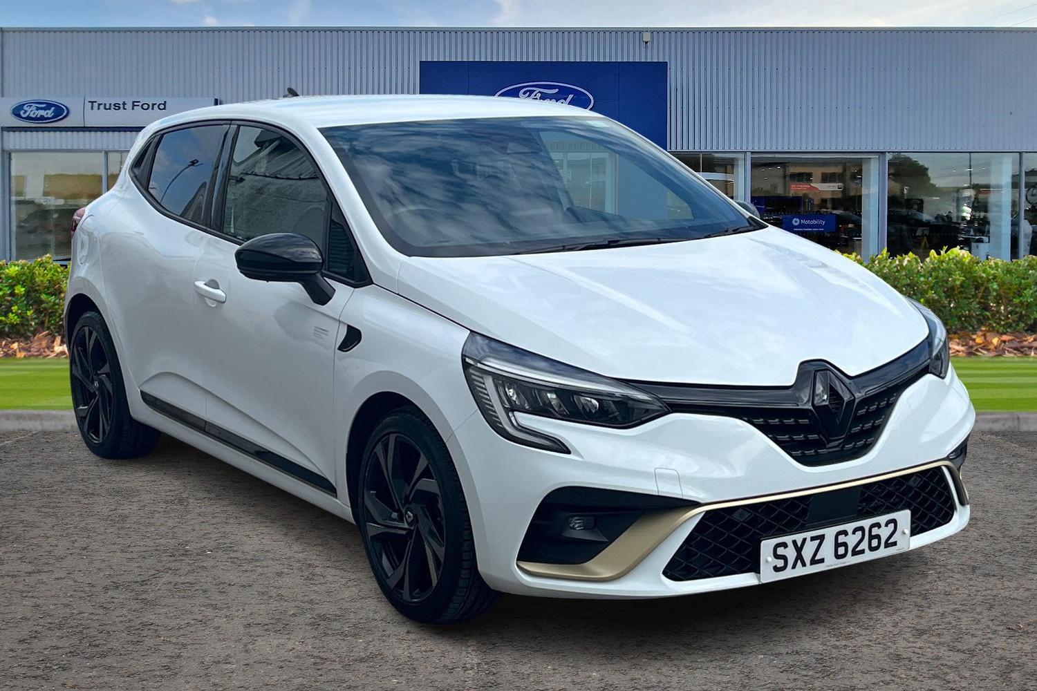 Renault CLIO Photo 0