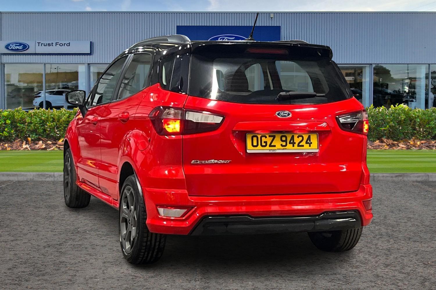 Ford ECOSPORT Photo 1