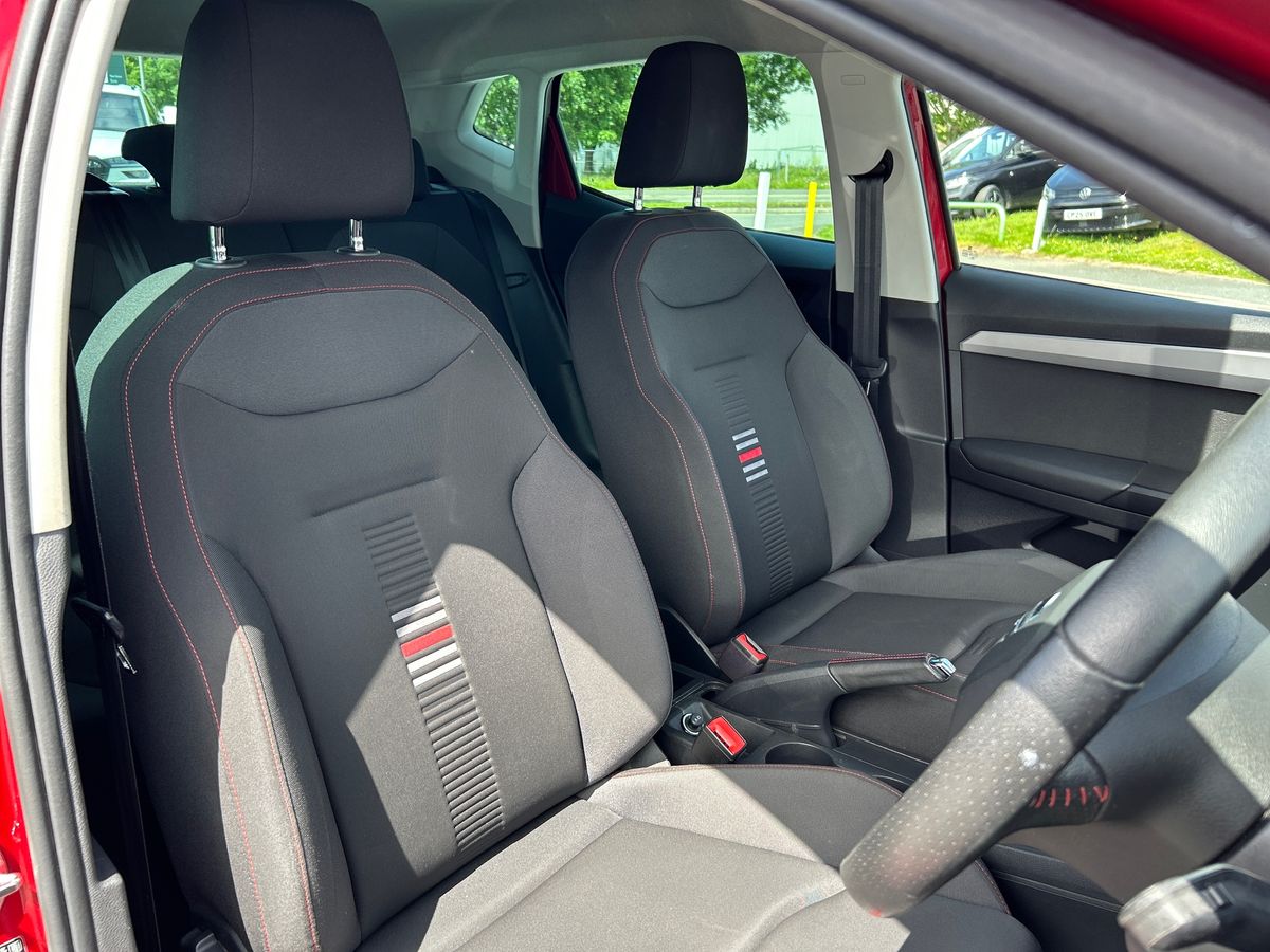 SEAT Ibiza Photo 37