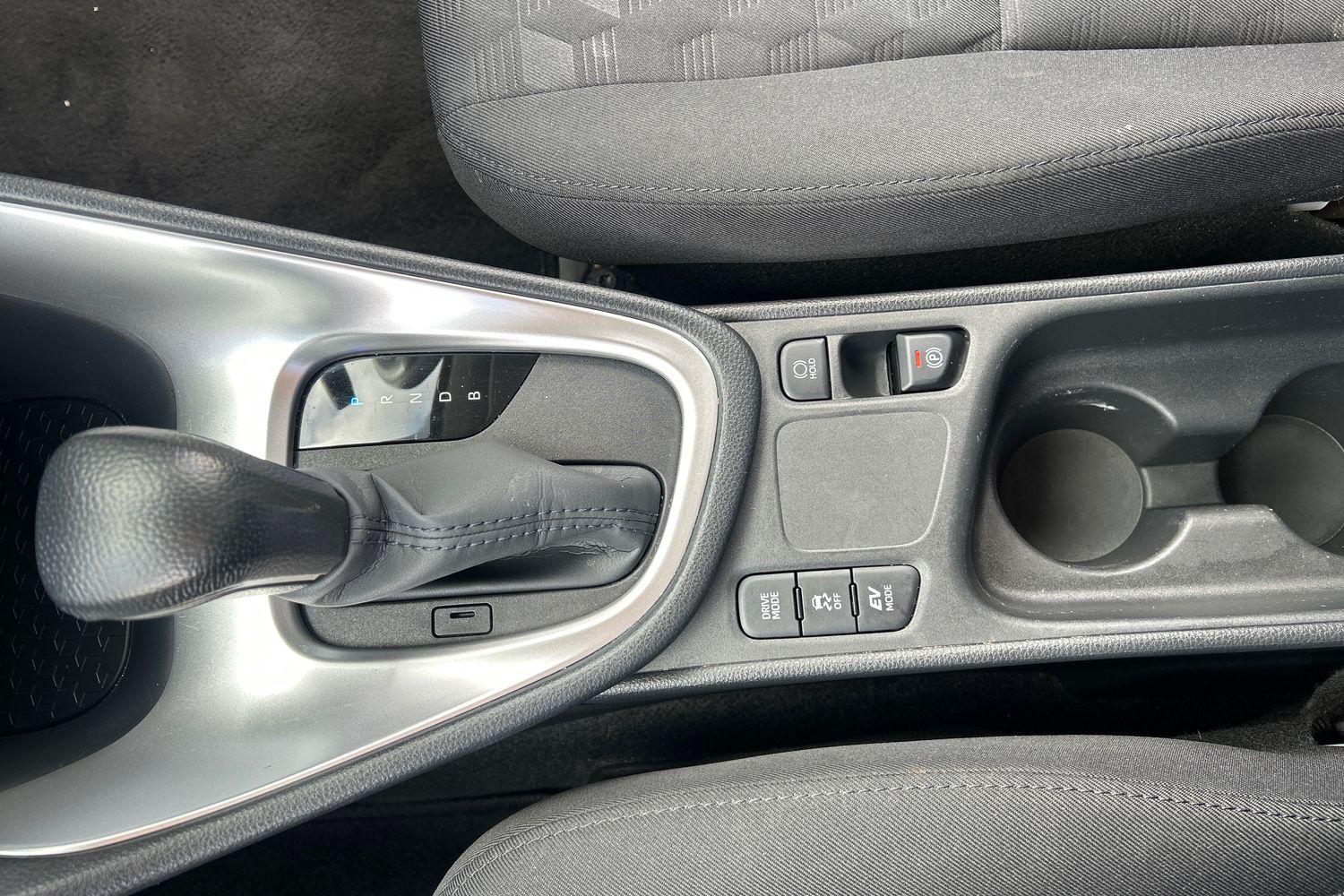 Toyota YARIS Photo 30