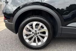 VOLKSWAGEN T-Roc Photo 5