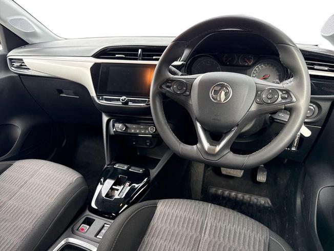 VAUXHALL Corsa Photo 11