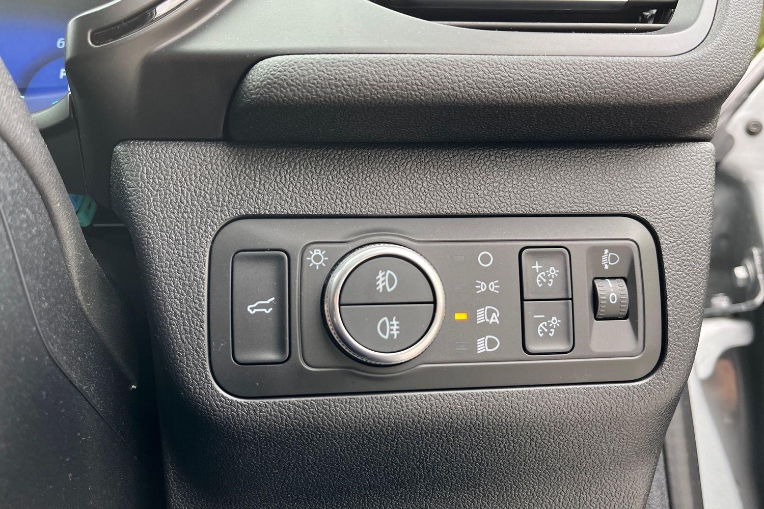 Ford KUGA Photo 26