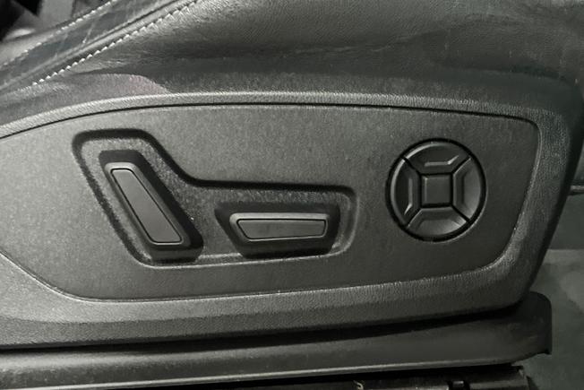 AUDI Q3 Photo 30