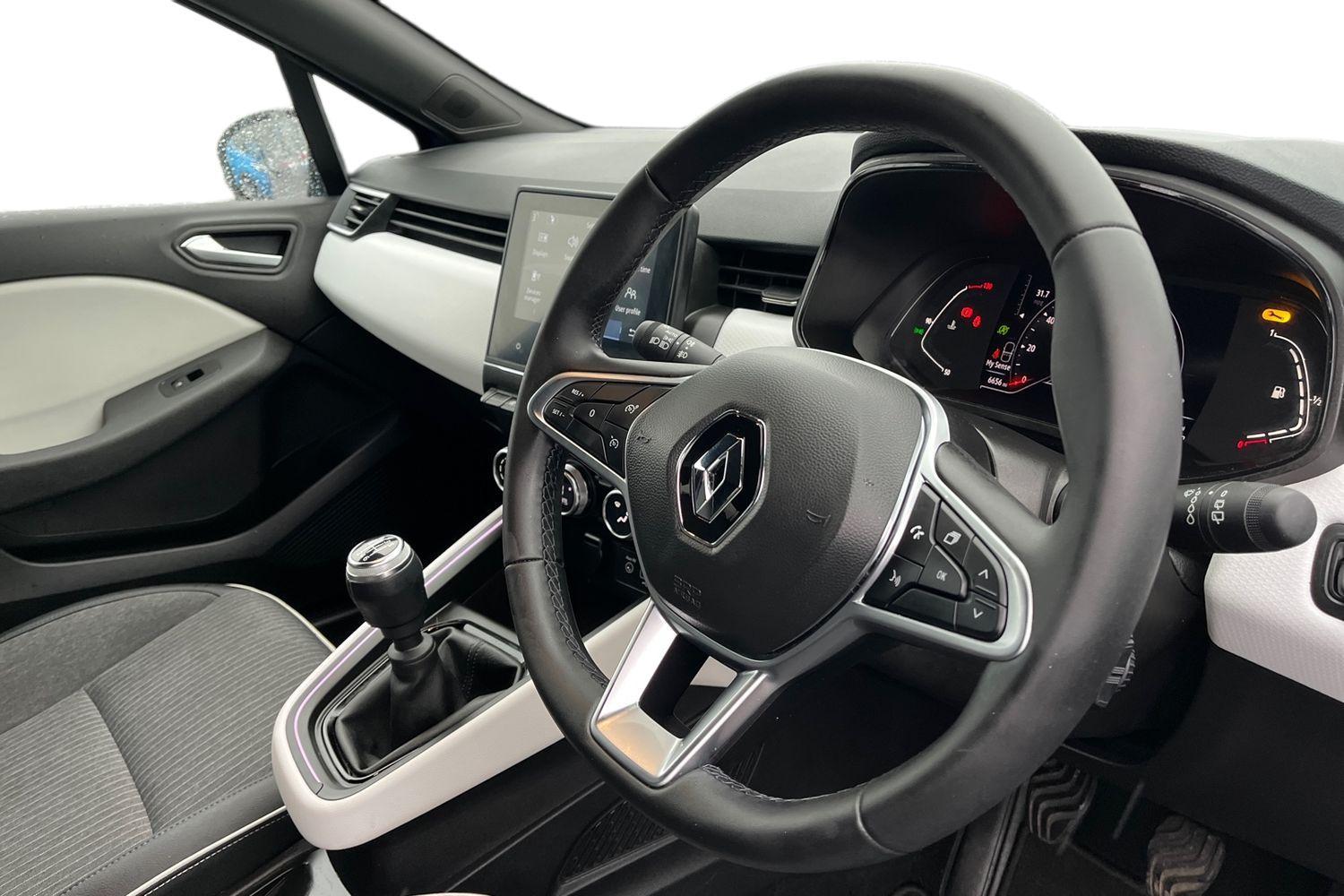 Renault Clio Photo 8