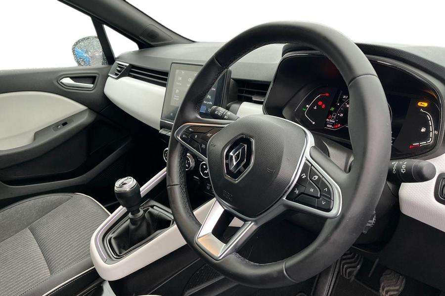 Renault Clio Photo autoimg-f45fcc42617dc528938bd683cbed60d6075e7a68.jpg