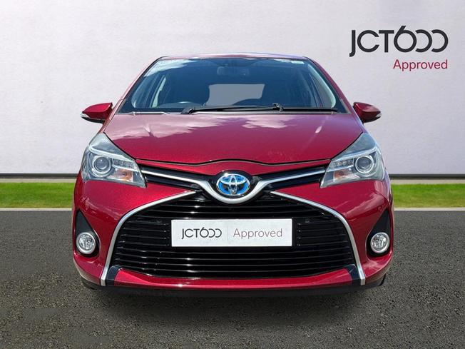 TOYOTA Yaris Photo 8