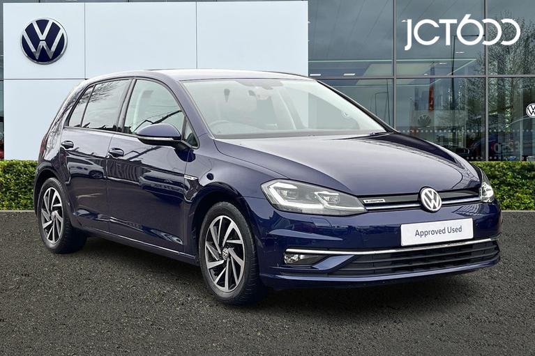 Used 2020 VOLKSWAGEN Golf 1.5 TSI EVO Match Edition 5dr Blue at JCT600