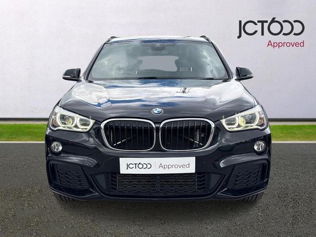 BMW X1 Photo 8