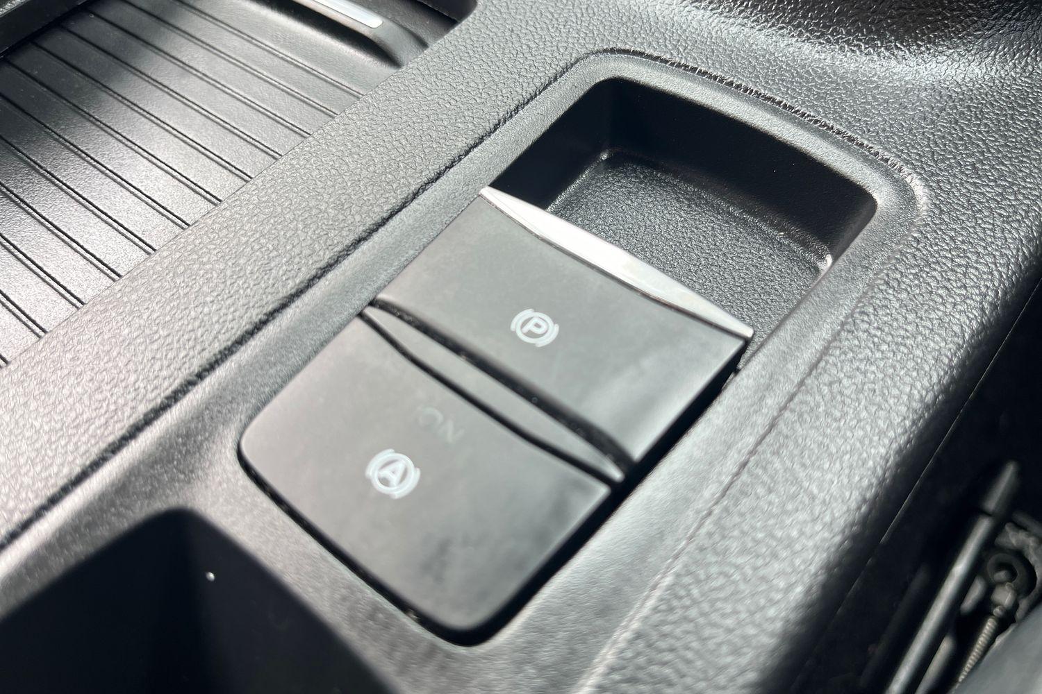 Ford FOCUS Photo 34