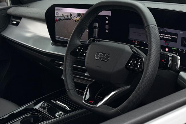 Audi Q3 Photo 38