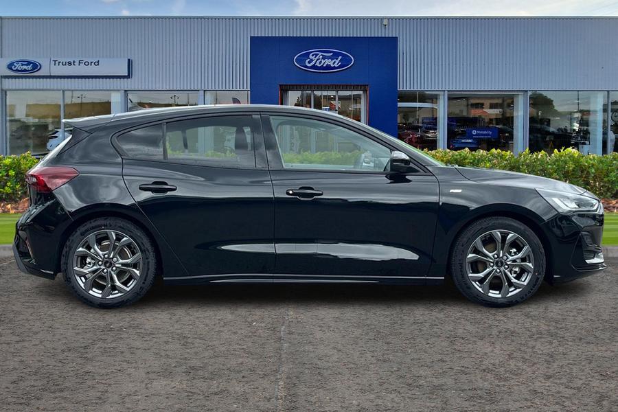 Ford FOCUS Photo autoimg-f472da3b608ef01ece7f275ab7b4bdcff7b066ff.jpg