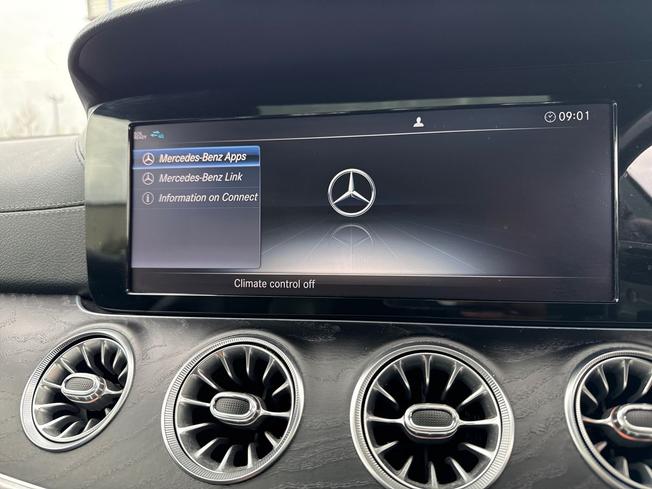 MERCEDES-BENZ E Class Photo 40