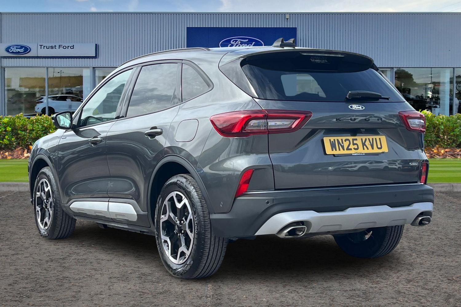Ford Kuga Photo 1