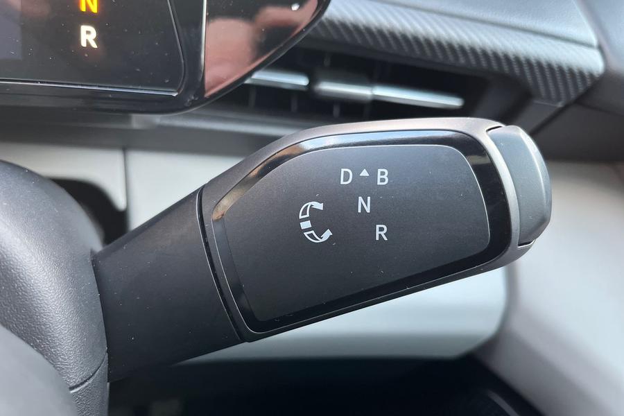Ford Explorer Photo autoimg-f4835cd14ee30692377ad3468be79ef3ae0102ee.jpg