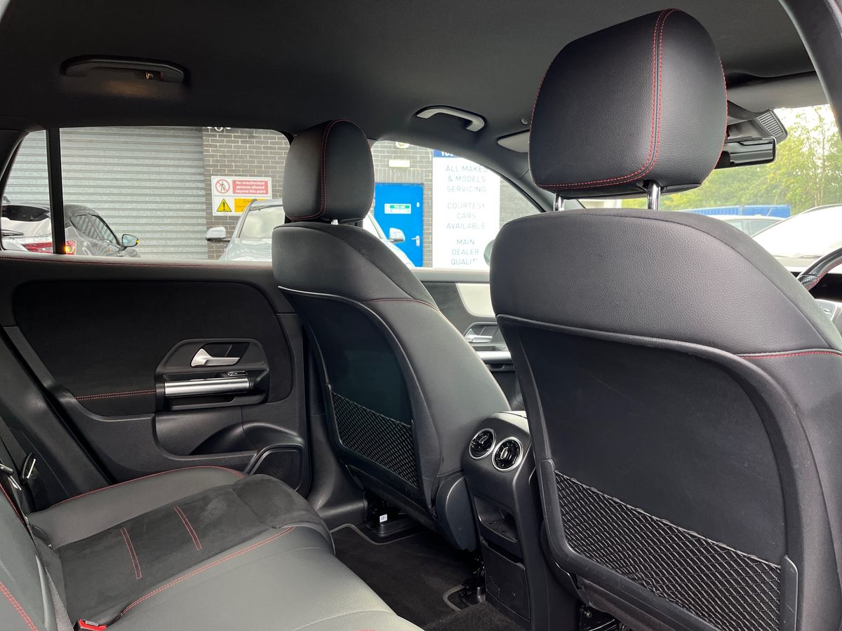 Mercedes-Benz EQA Photo 25