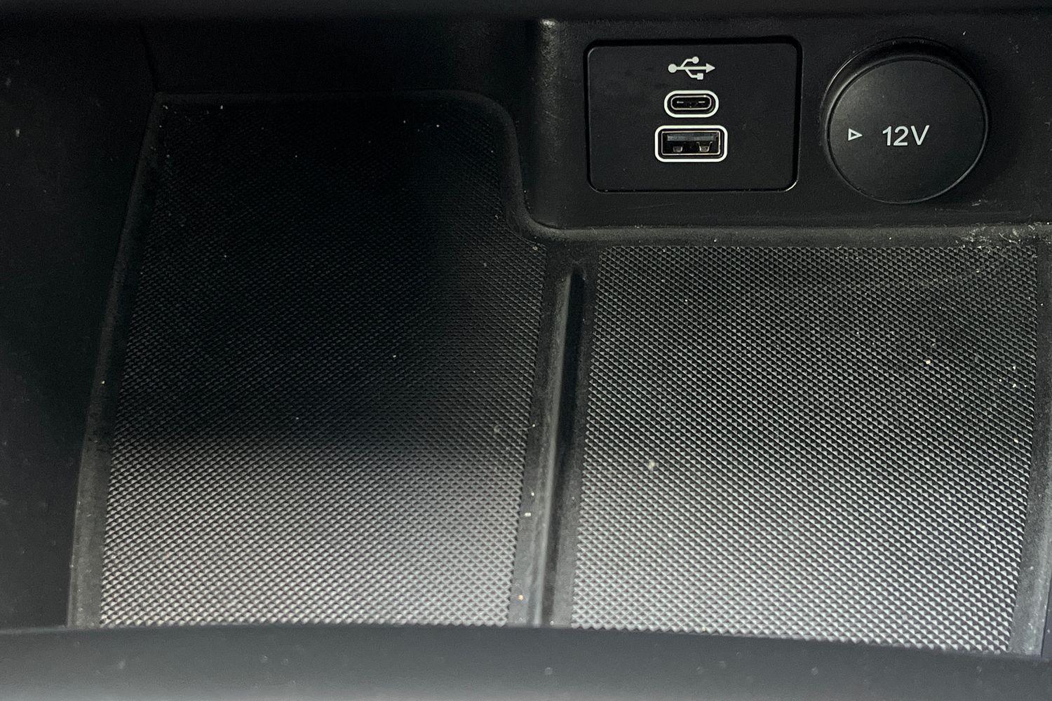 Ford Kuga Photo 31