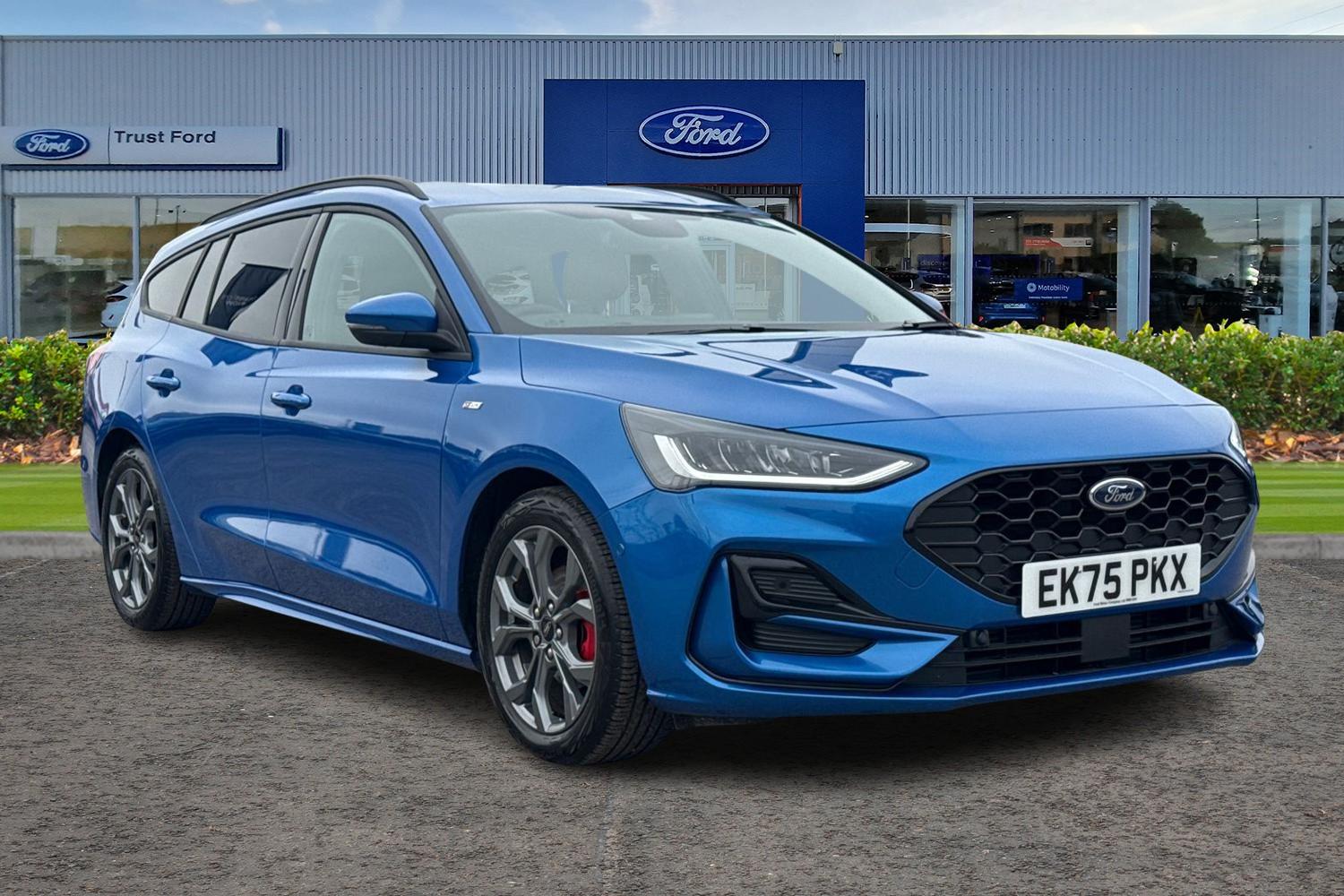 Ford FOCUS Photo 0