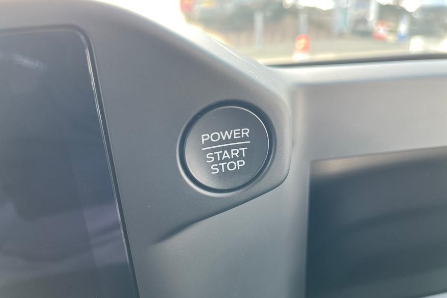 Used Ford TRANSIT CUSTOM WP75FXZ 23