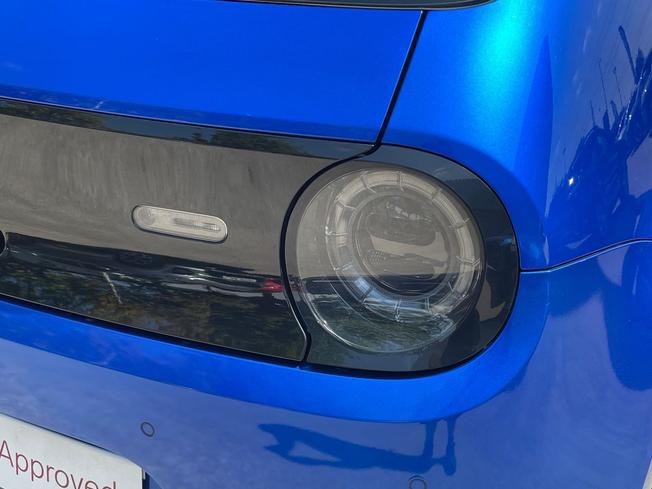 HONDA Honda E Photo 18