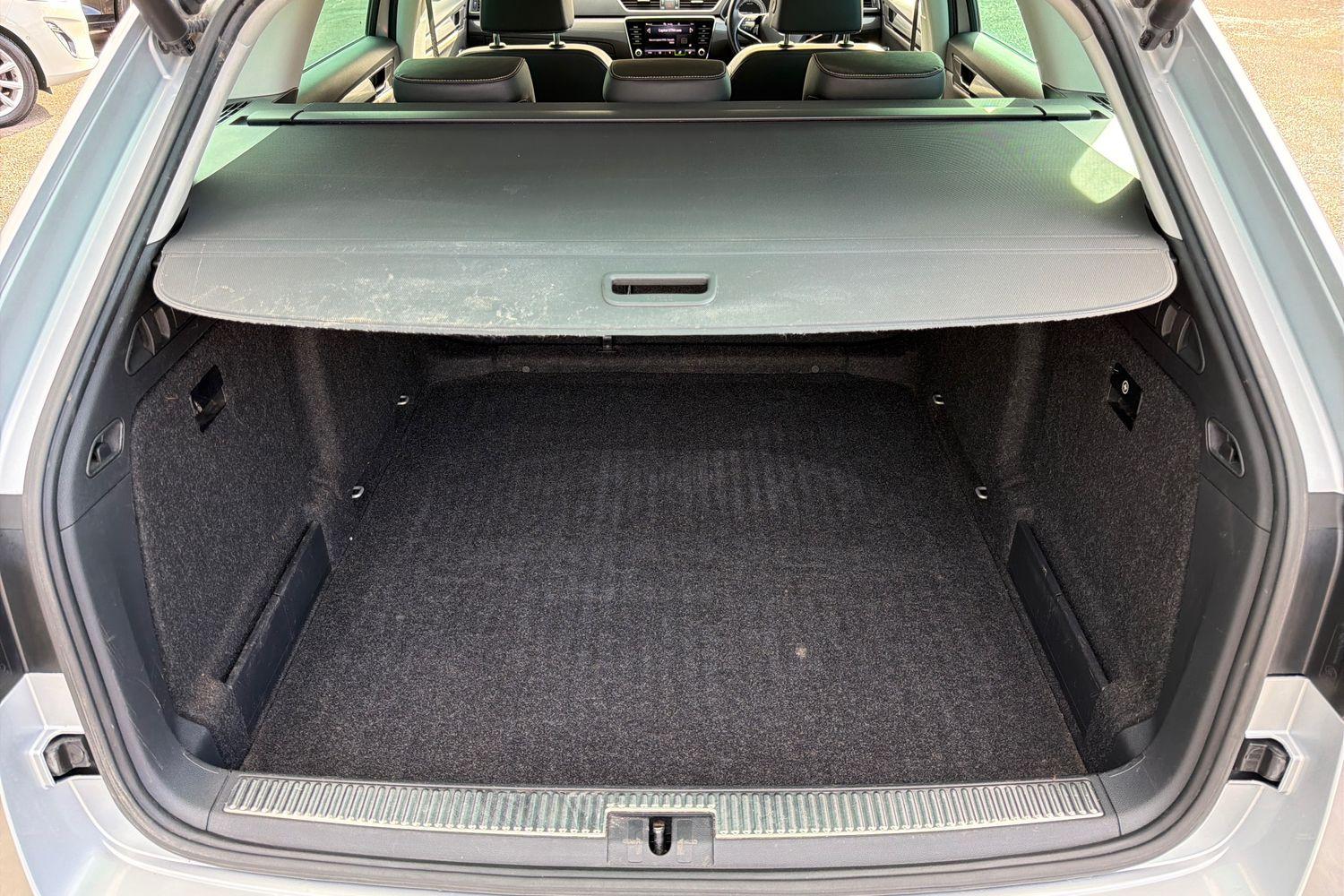 Skoda Superb Photo 20