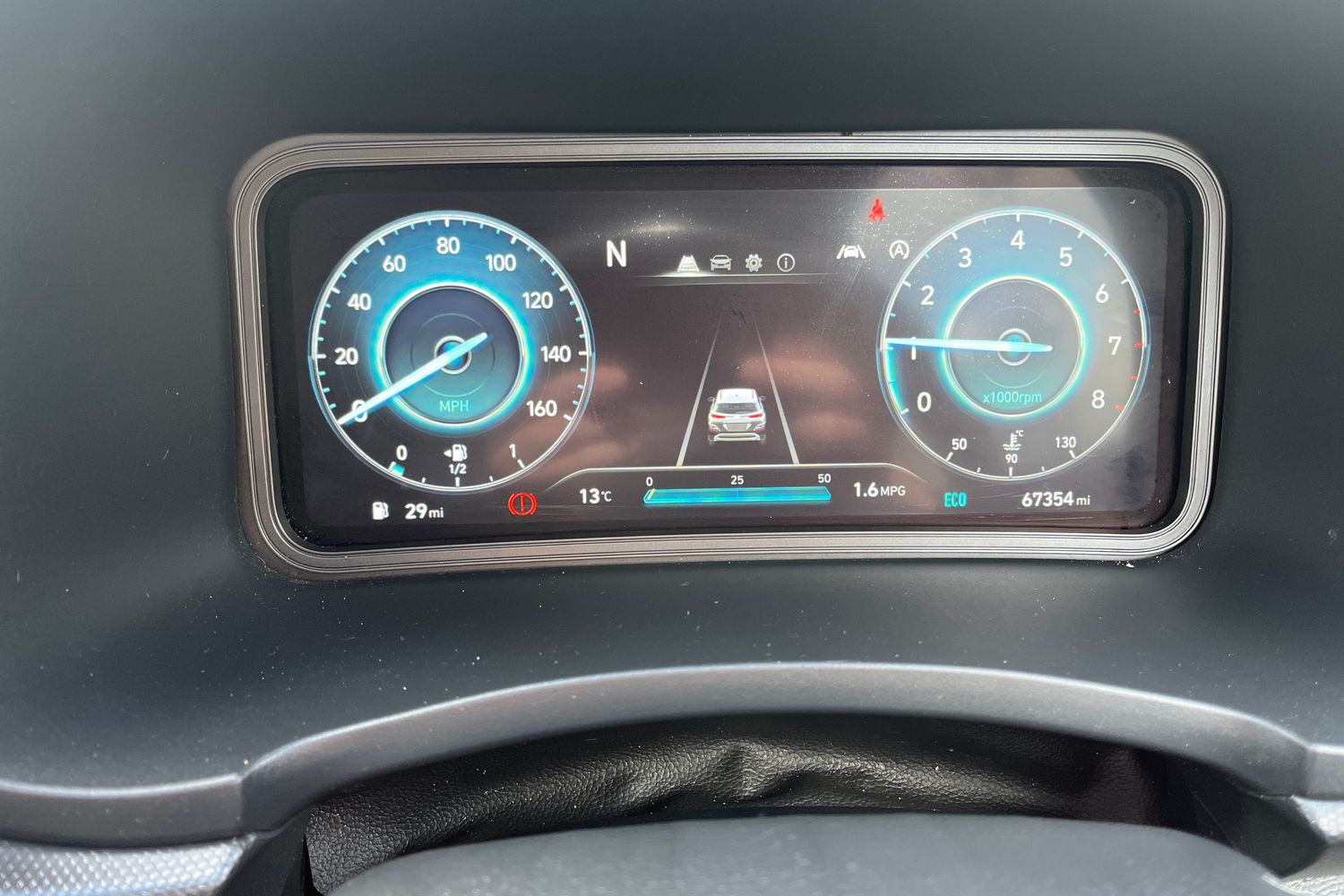 Hyundai KONA Photo 12