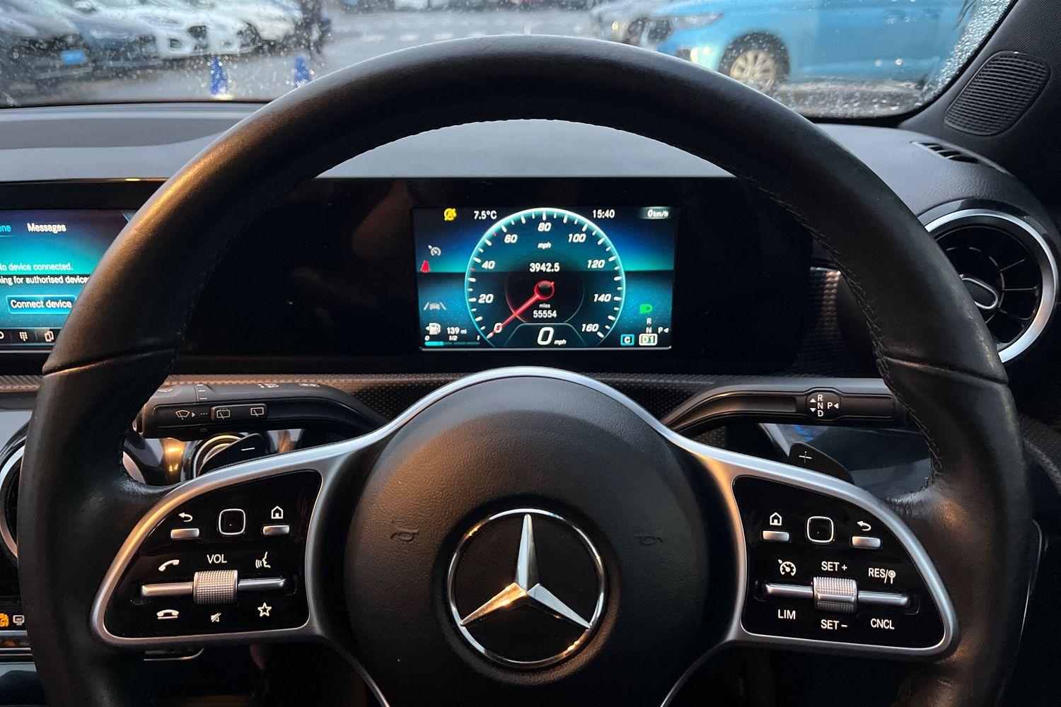 Mercedes-Benz A CLASS Photo 11