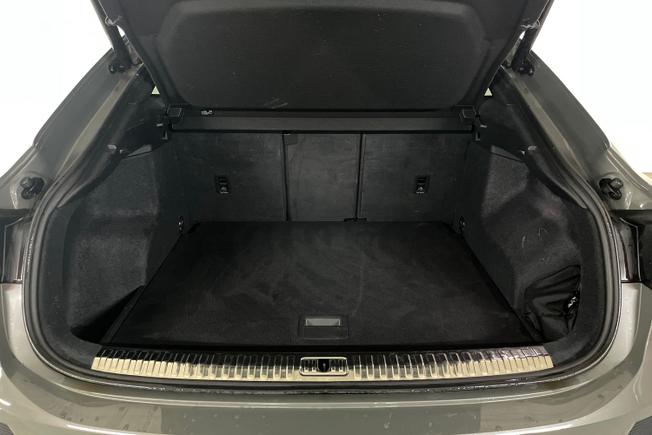 AUDI Q3 Photo 12