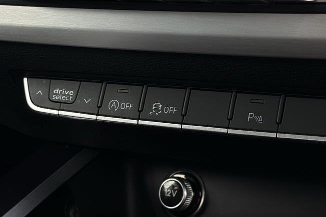 AUDI S4 Photo 35