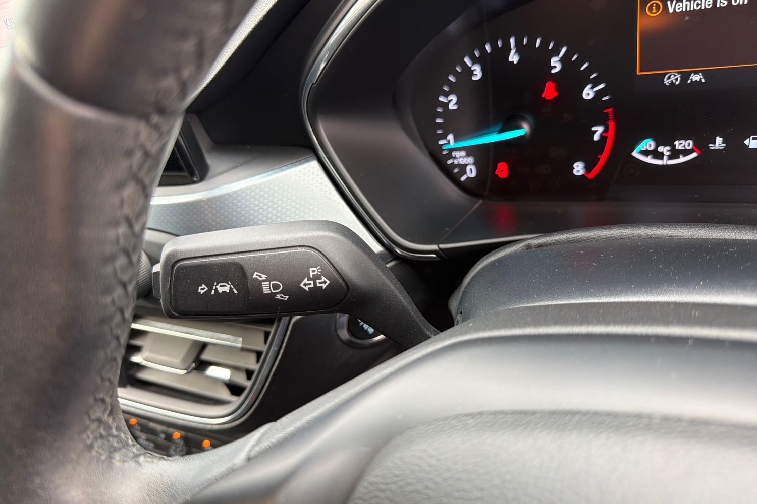 Ford Focus Photo 13