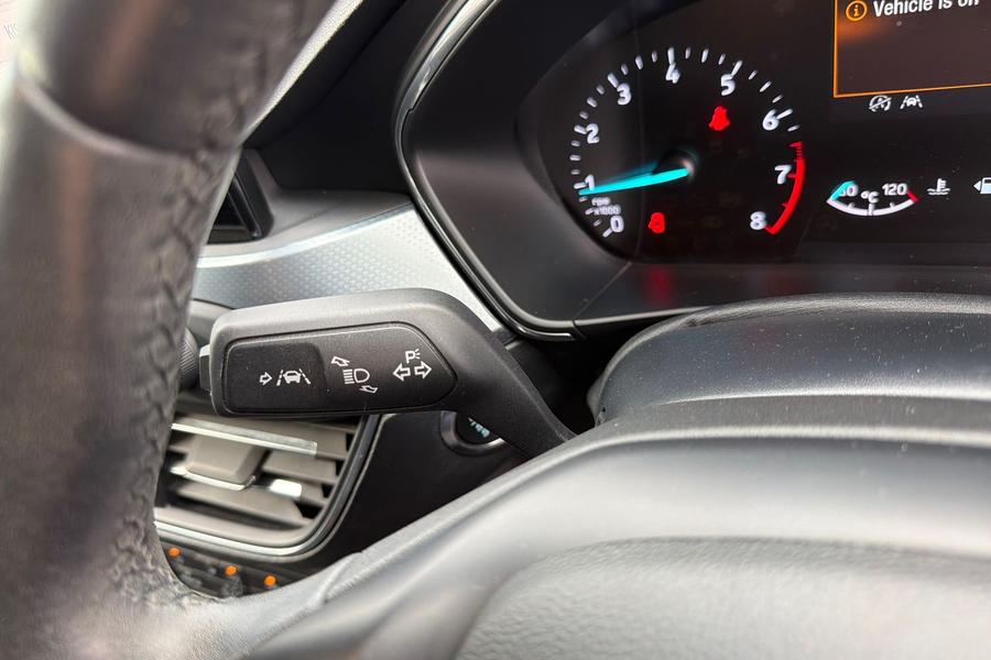 Ford Focus Photo autoimg-f49d1a6cf90849b89067e7fd987f8370658f08ec.jpg