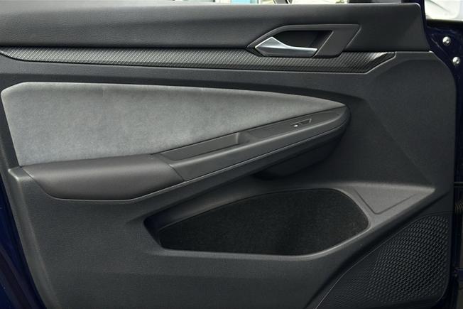 VOLKSWAGEN Golf Photo 45