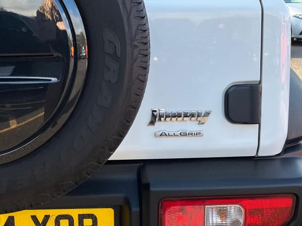 Suzuki Jimny Photo autoimg-f4a89efb55a25f9904ae0602498b5365e3864212.jpg
