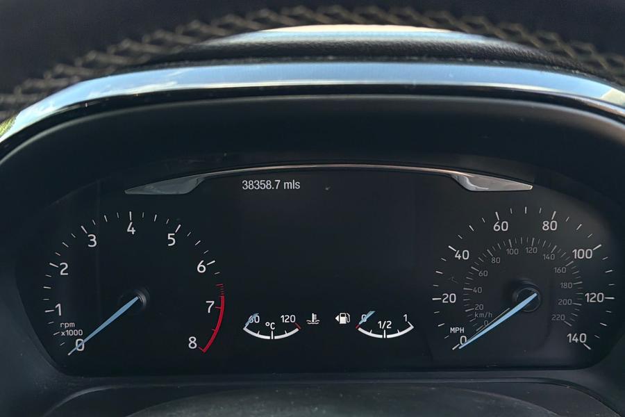 Ford FIESTA Photo autoimg-f4aaddef056ec7a9041ed973e46cd8bfed12f2a4.jpg