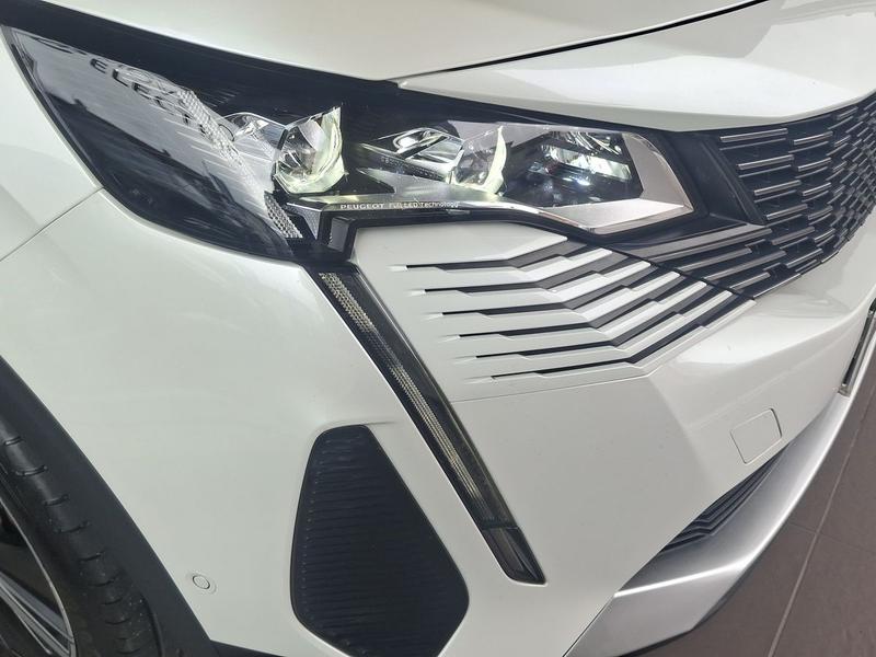 Used Peugeot 3008 NV22SOJ 28