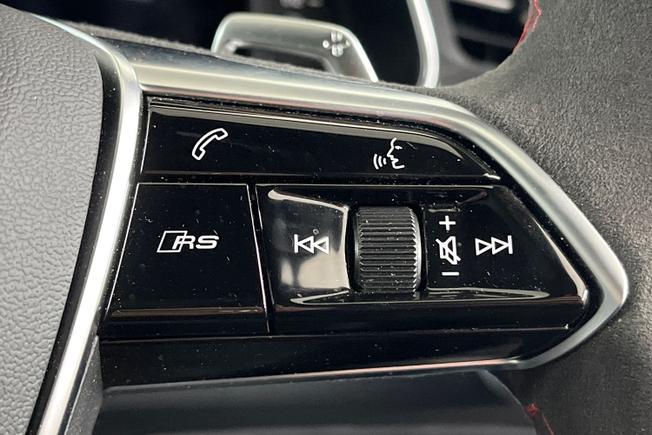 AUDI RS7 Photo 17