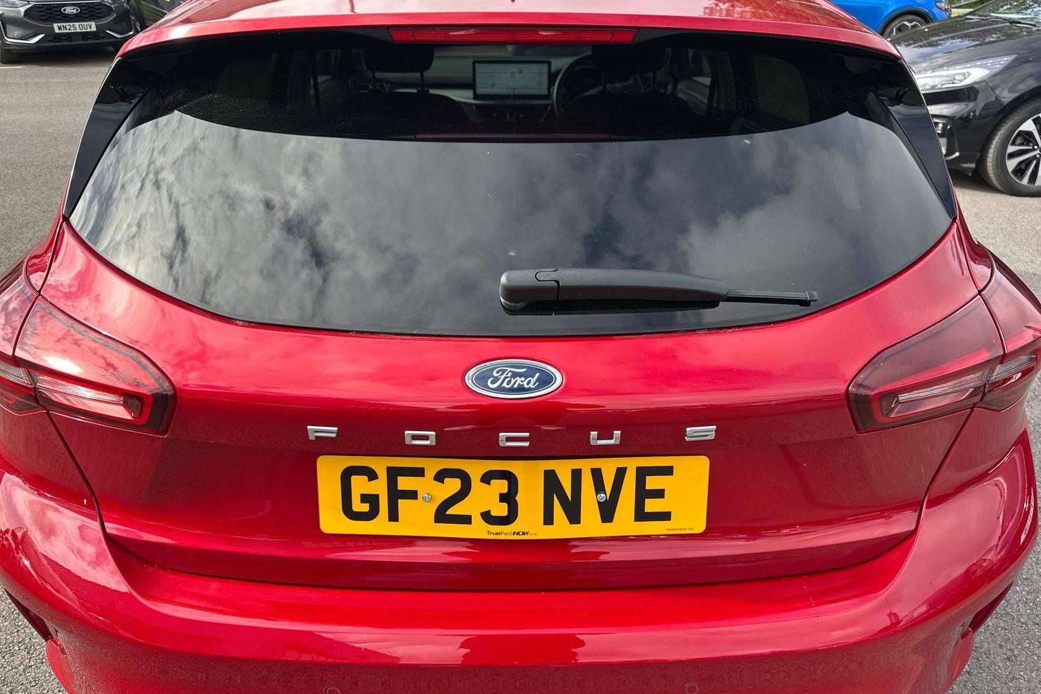 Ford FOCUS Photo 35
