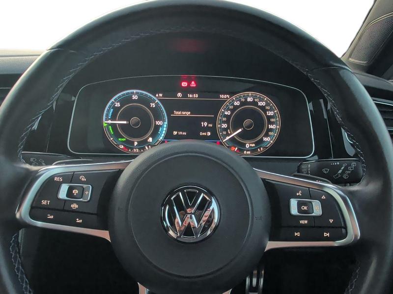 Used Volkswagen Golf NV20MSU 13