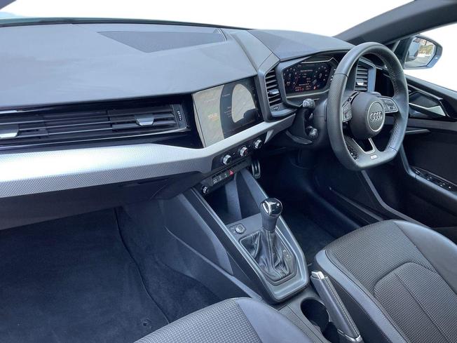 AUDI A1 Photo 2